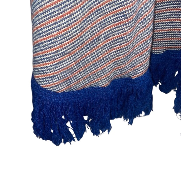 Vintage Classic Creations California Boho western Fringe Knit Poncho shawl Blue - Picture 8 of 11